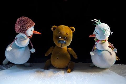 Солнышко и снежные человечки