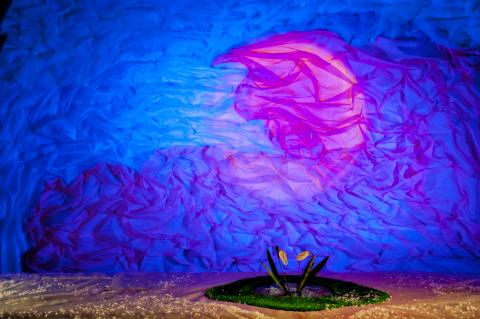 Солнышко и снежные человечки